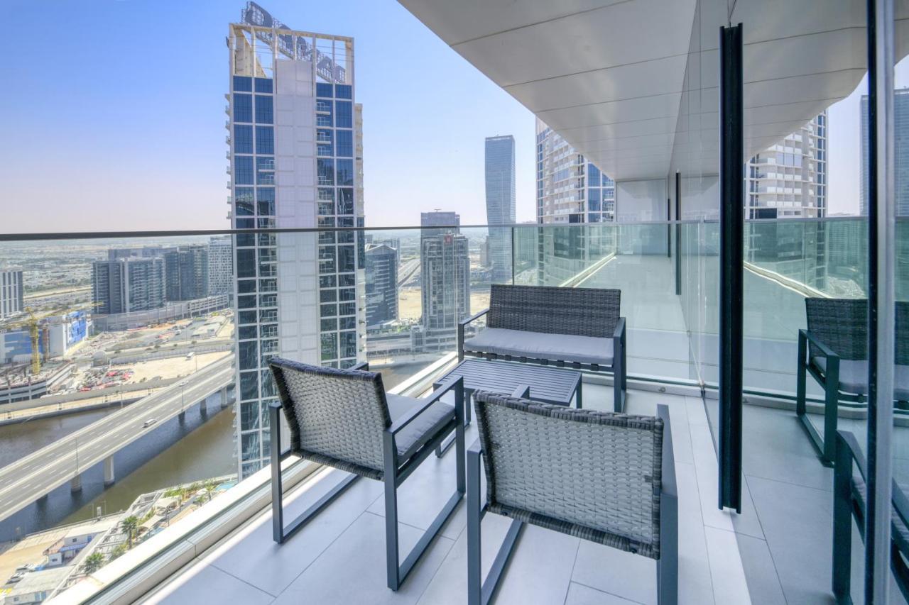 Maison Privee - Luxury, Spacious, Modern Near Burj Khalifa And Dubai Canal Exterior photo