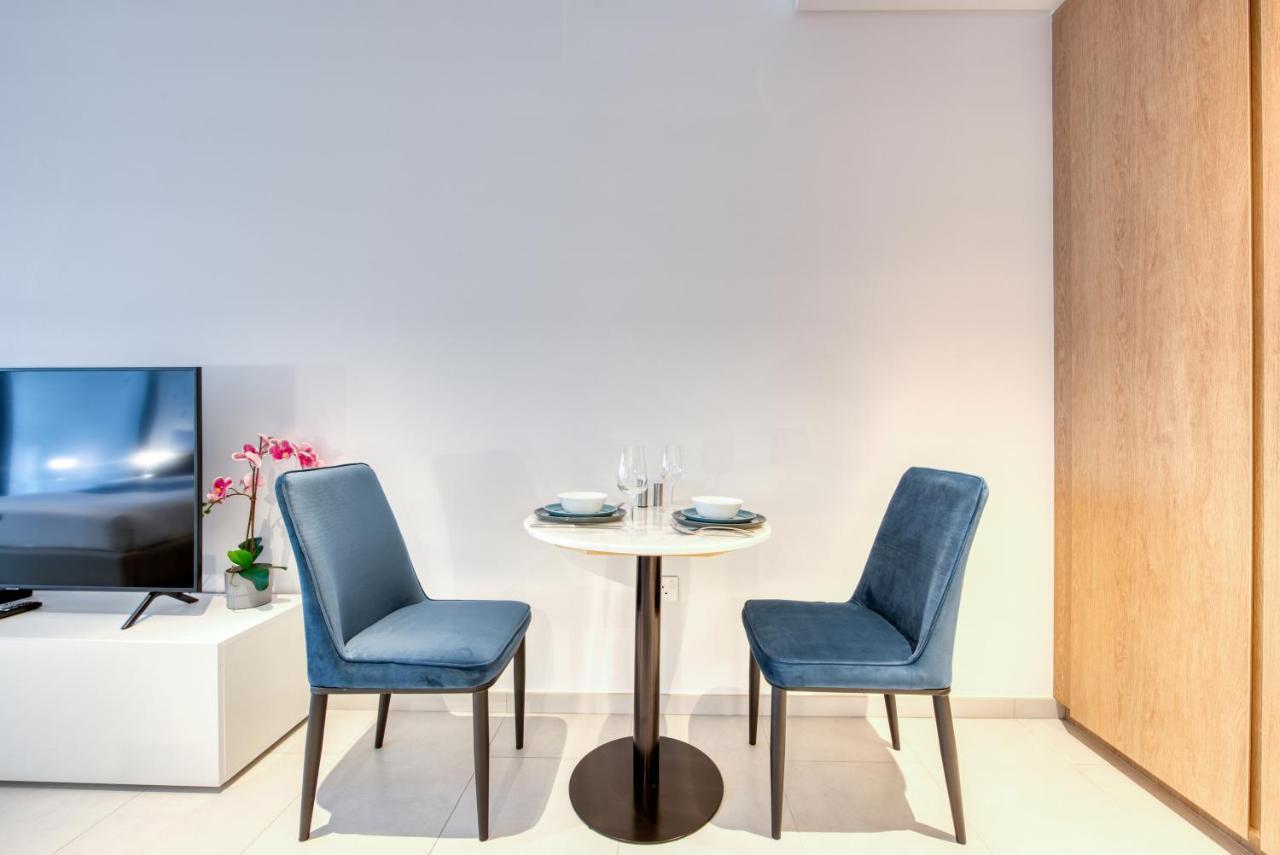 Maison Privee - Luxury, Spacious, Modern Near Burj Khalifa And Dubai Canal Exterior photo